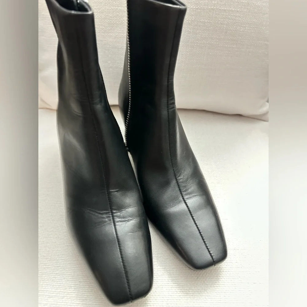 rag & bone
Avery Zip Boots - Picture 4 of 12